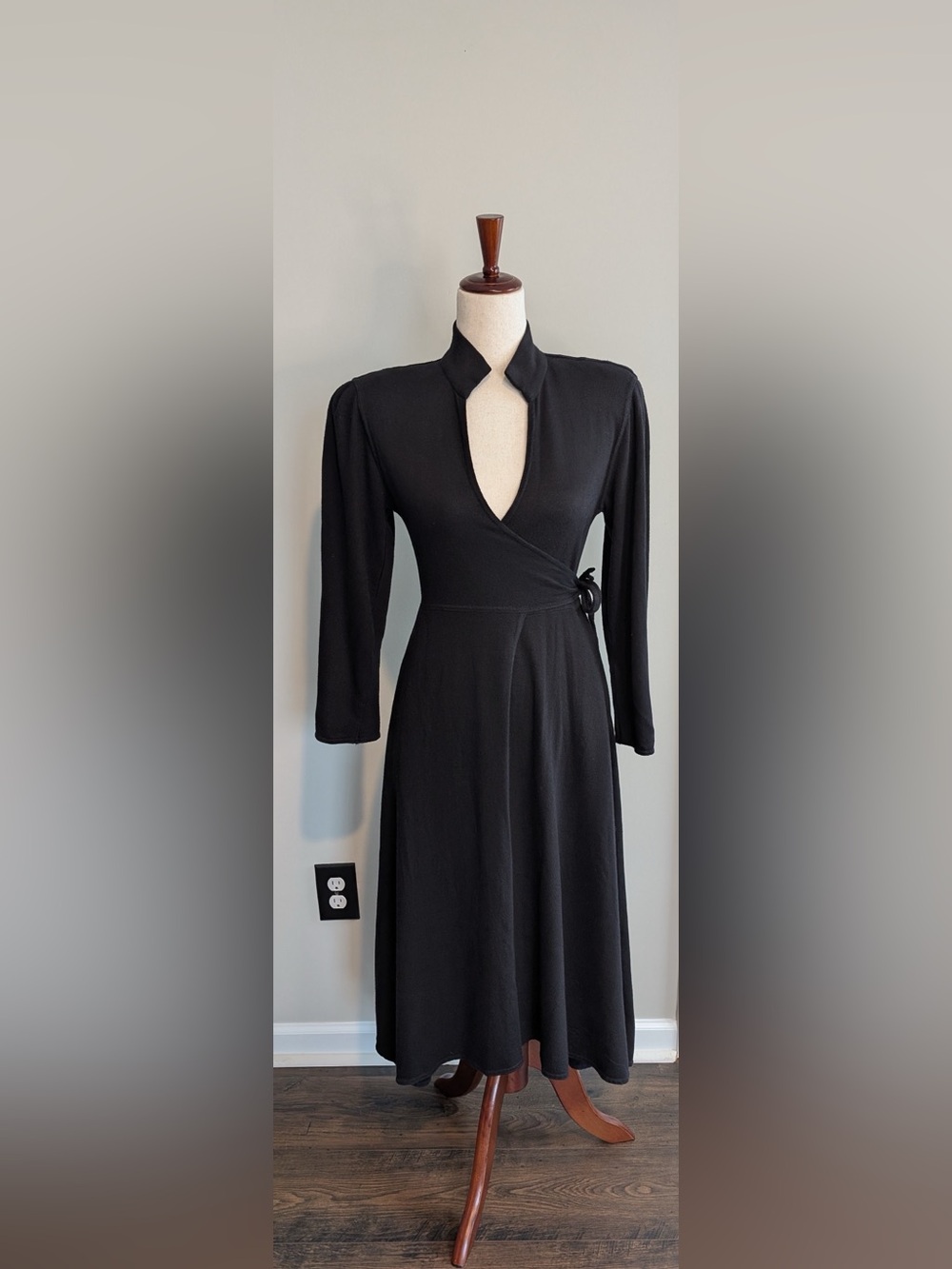 Vintage Norma Kamali Women’s Black Fleece Sweatshirt Wrap Dress Size Small